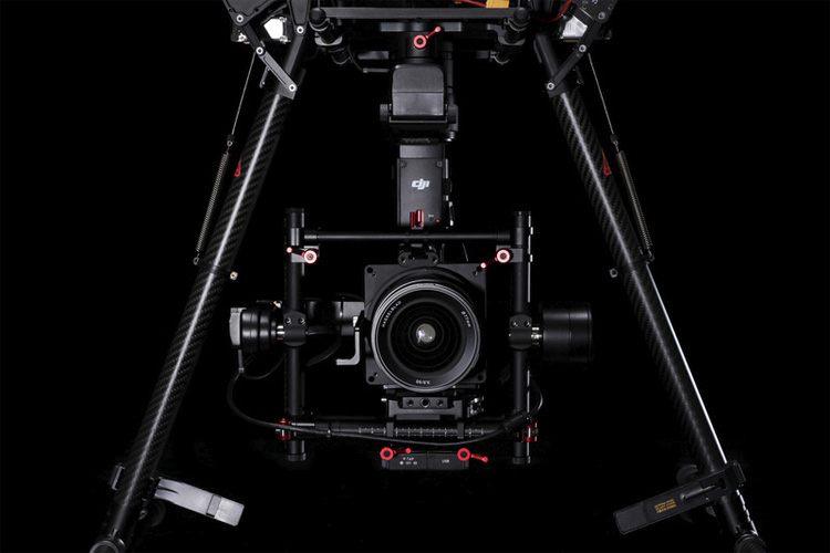 DJI bundelt Matrice 600 met 50 megapixel Hasselblad camera