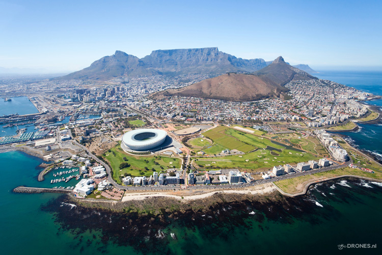 Kaapstad-stadion gefilmd met DJI Phantom 4 drone