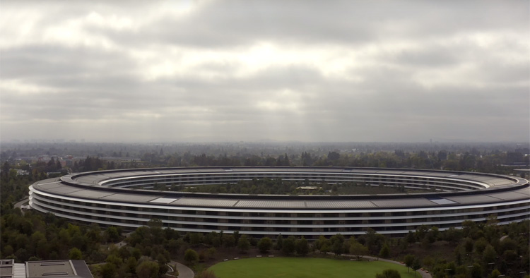 Apple Park in Californië gefilmd met DJI Mavic 2 Pro
