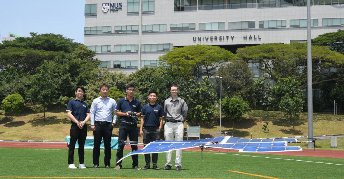 1535022634-solar-drone-nus-university-singapore.jpg
