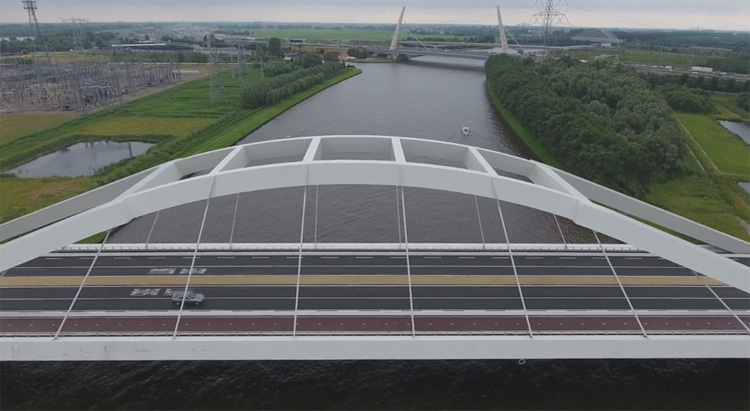 Uyllanderbrug, Amsterdam Rijnkanaal gefilmd met DJI Phantom 4