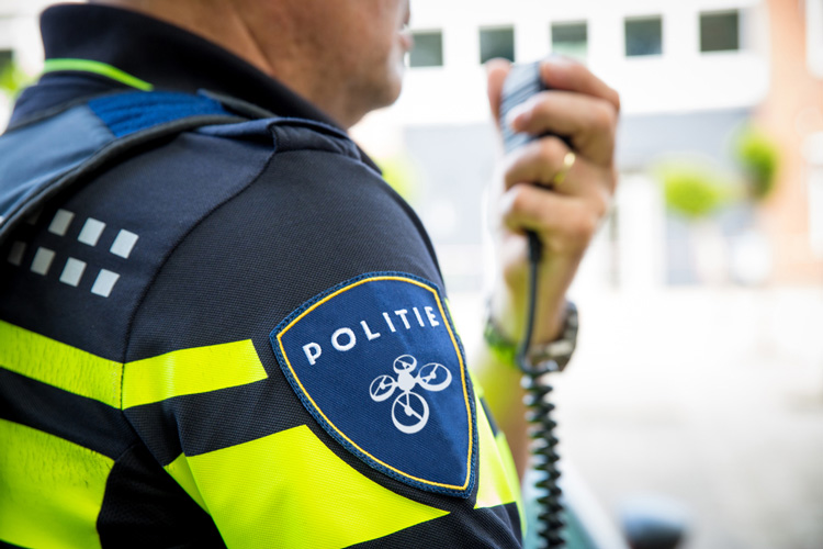 Droneteam onderzoekt ongeval met 9 gewonden op A58 bij Tilburg Droneteam onderzoekt ongeval met 9 gewonden op A58 bij Tilburg